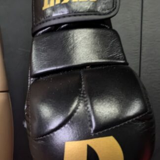MMA GRAPPLING STRIKING GLOVES FOR MIXED MARTIAL ARTS TRAINING